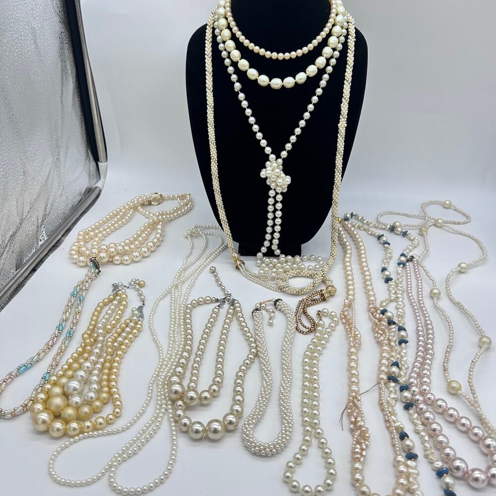 Vintage Faux Pearl Necklace Lot Bundle 50's 60's Retro Costume Jewelry VTG